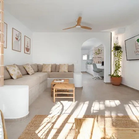 The Mediterranean House - 100m To The Sea