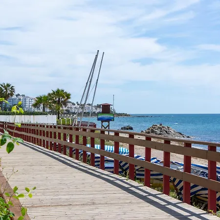 The Mediterranean House - 100m To The Sea 펜션