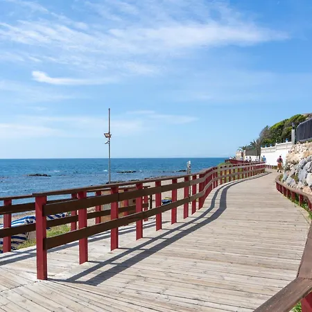 펜션 The Mediterranean House - 100m To The Sea 미하스